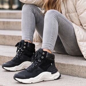 Sorel Black High-Top Winter Sneakers Boots